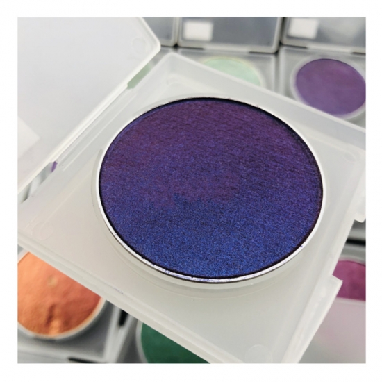 Waterproof chrome iridescent chameleon eyeshadow